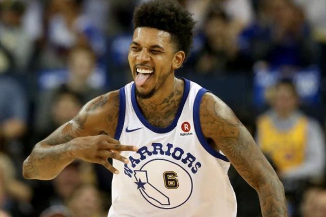 加克波伤缺数周基耶萨因病缺席，斯洛特回应球员状况（加克波伤停数周，基耶萨病缺；斯洛特释疑球员情况）