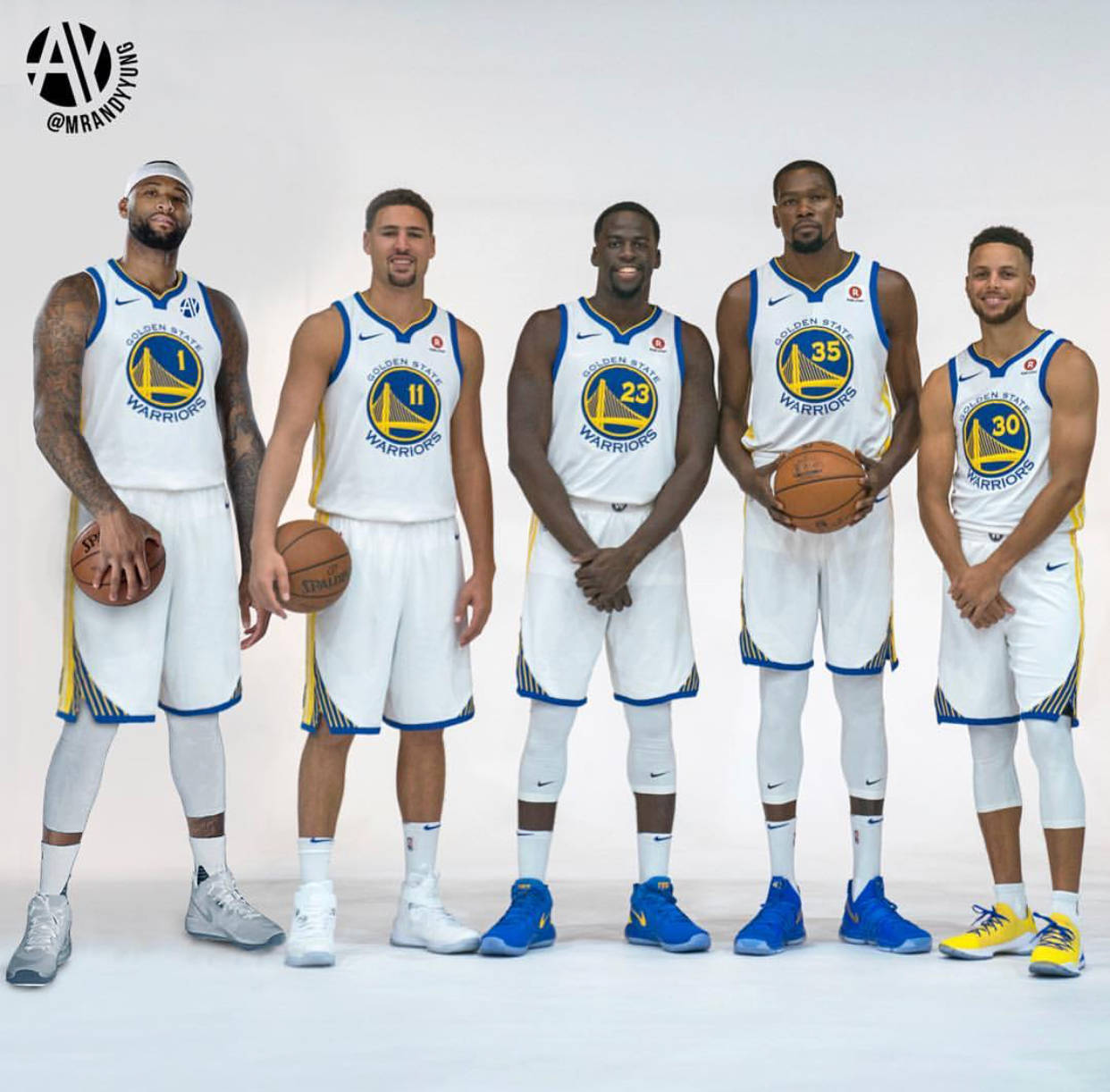 穆斯卡特：夺冠最重要的是信念，所有的功劳应该归于球员（穆斯卡特：夺冠关键在信念，功劳应归球员）