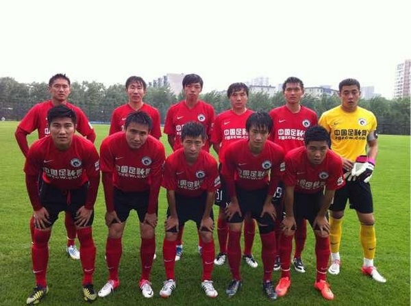 基德：弗拉格上半场很有侵略性，下半场我们就依靠浓眉（基德：弗拉格上半场火力十足，易边后我们主要倚仗浓眉）