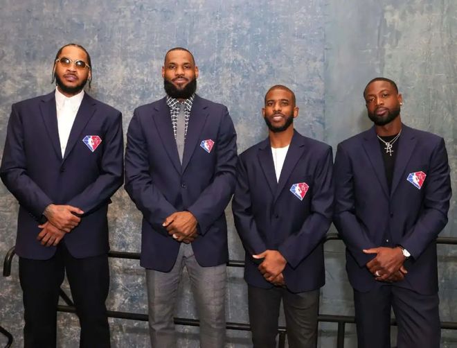 迈阿密国际获得第30届美职联总冠军，是第十六支夺冠球队（迈阿密国际加冕美职联第30届总冠军，成为史上第16支冠军球队）