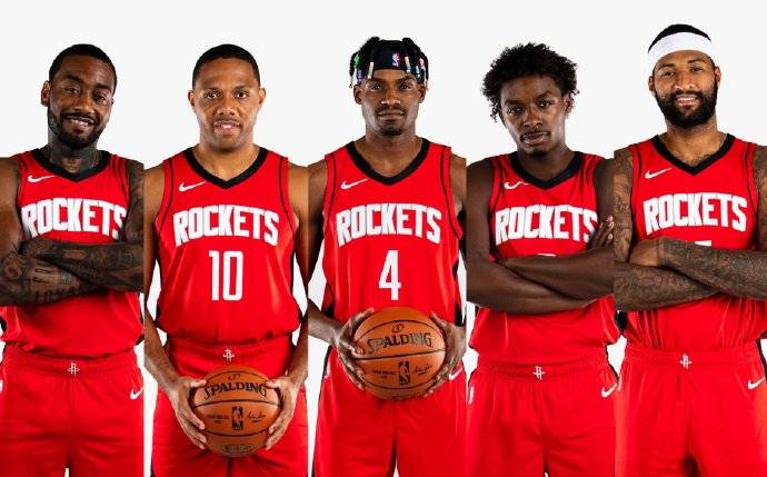 莱奥头发被拽找阿切尔比理论，后者：敢再指我就掰断你手指头（头发被拽后莱奥上前质问阿切尔比，后者警告：再指我就掰断你手指）