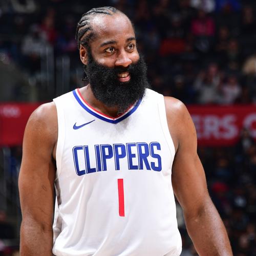 芒特的第一时间处理球是真帅！（芒特瞬间出球，帅气拉满！）