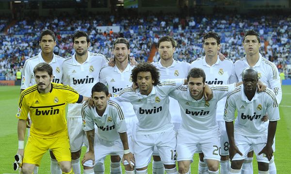 20分钟进2球，德里乌赫当选埃因霍温客场4-1利物浦全场最佳（20分钟双响，德里乌赫获评埃因霍温客场4-1胜利物浦全场最佳）